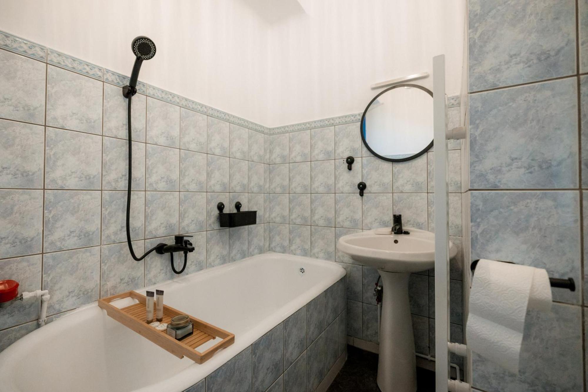 Decebal Central Studio - Elegant And Cozy Stay Arad Exterior photo